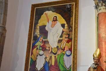 El cuadro  'La Resurrección' ya luce en la Basílica de Telde/Francisco Javier Santana.